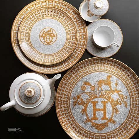 hermes rose porcelaine|hermes tableware collection.